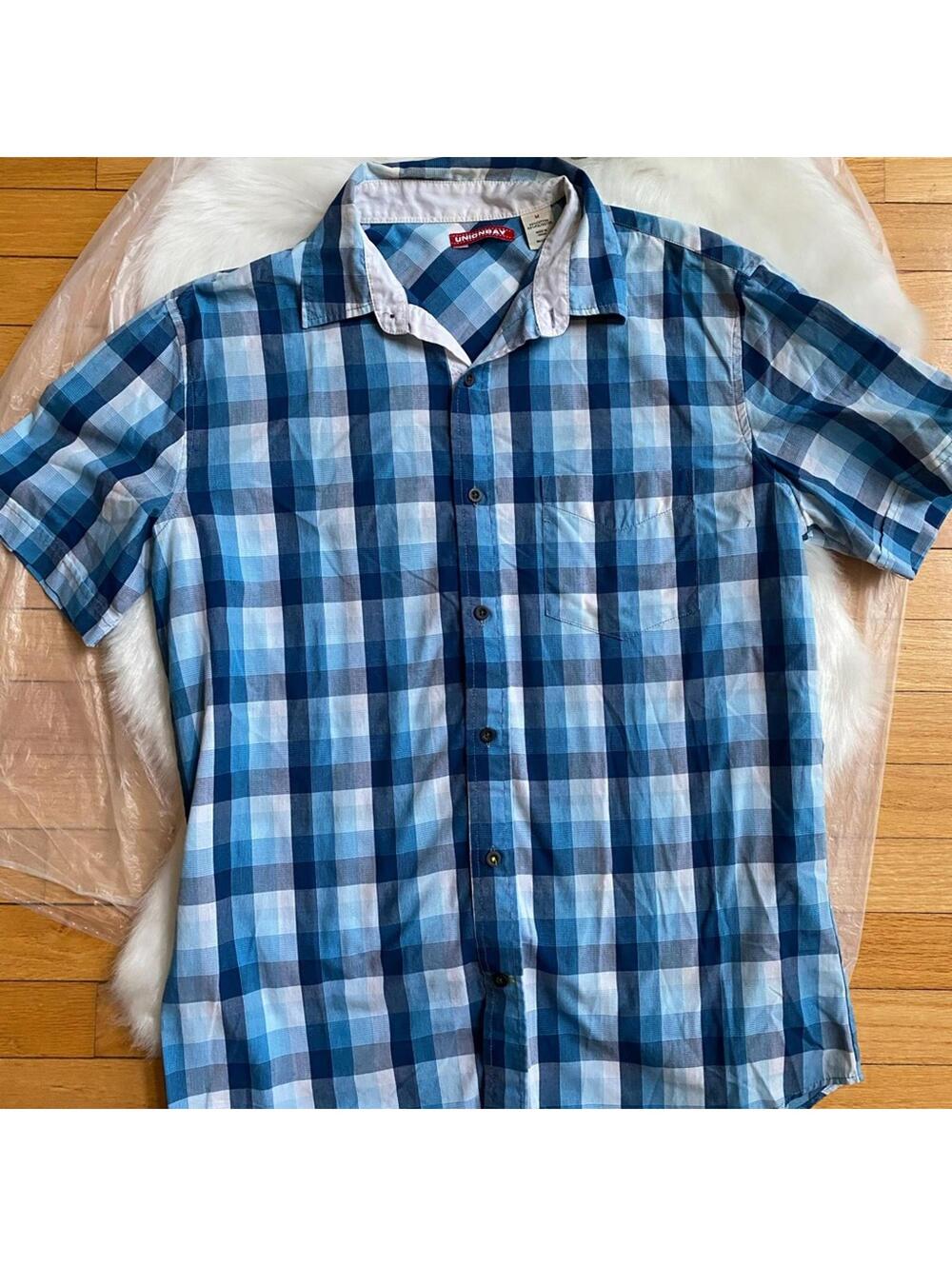 Unionbay Blue Plaid Short Sleeve Button-Up Shirt Medium